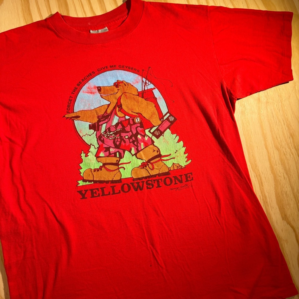 Vintage 80s Oneita Yellowstone Bear Graphic T-Shirt Red Mens XL Single Stitch